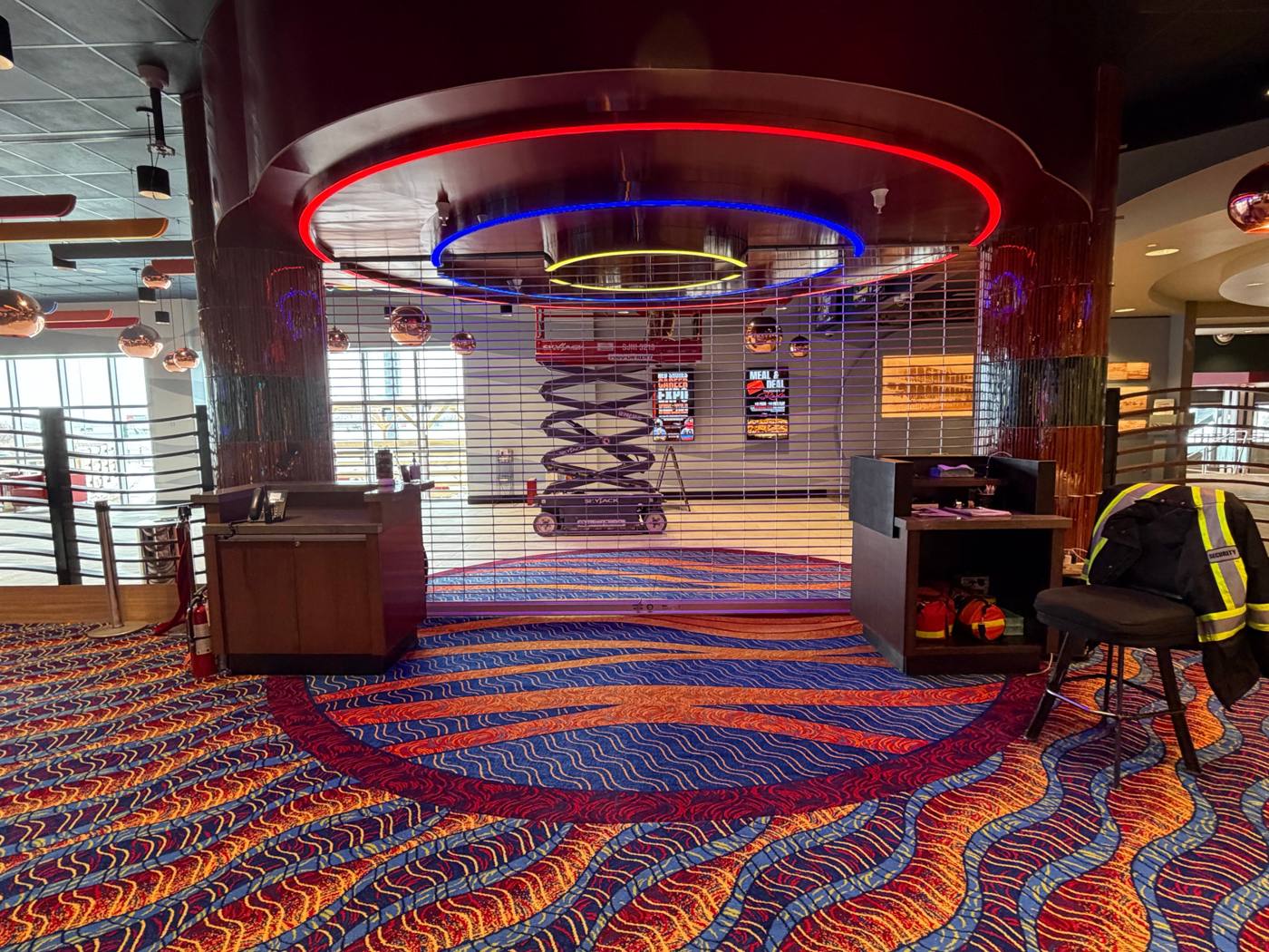Red Shores Casino, carpet inlay at entry